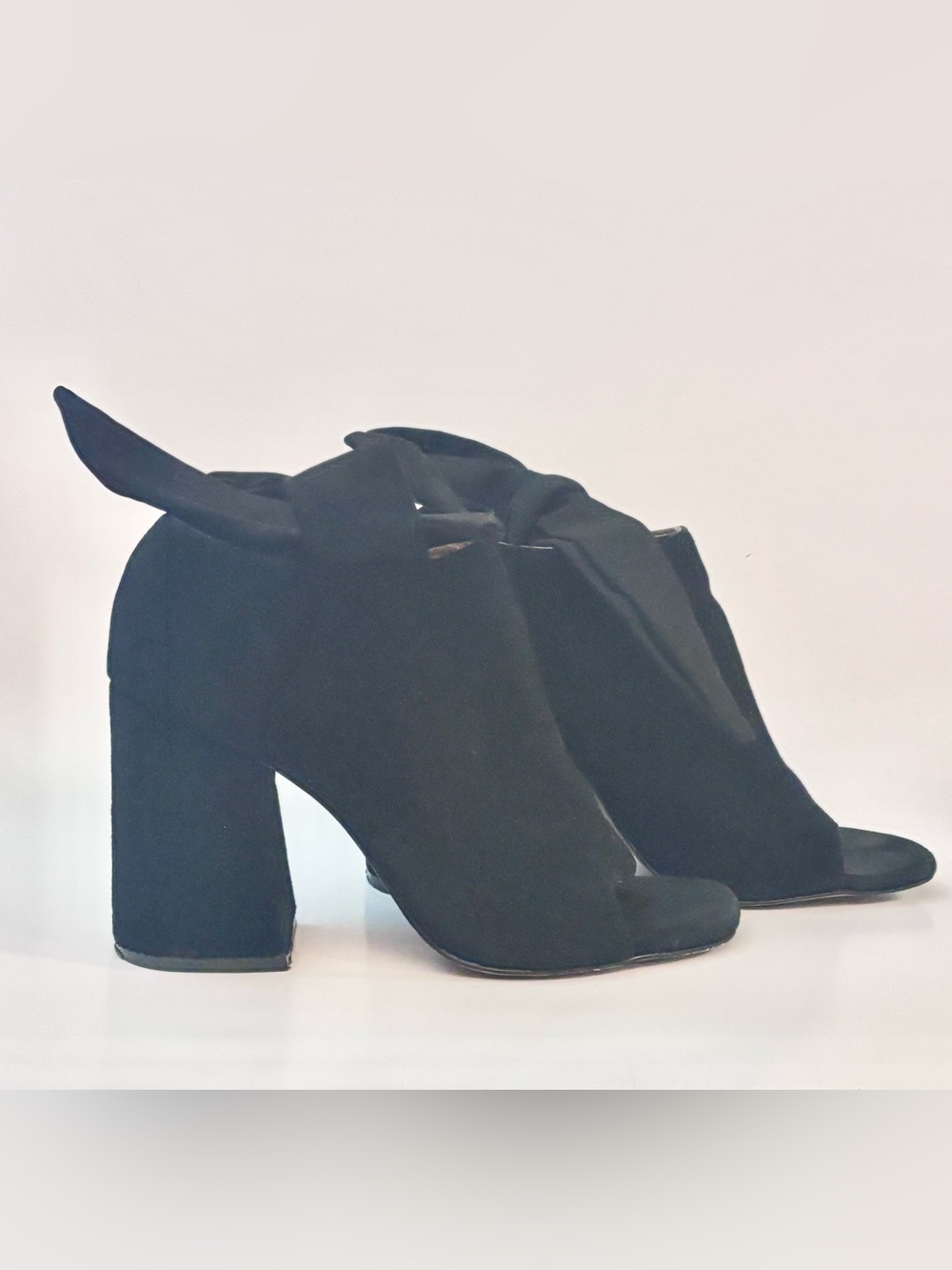 JAGGAR The Label Women's Black Suede Block Heel Open-Toe Booties with Wraps